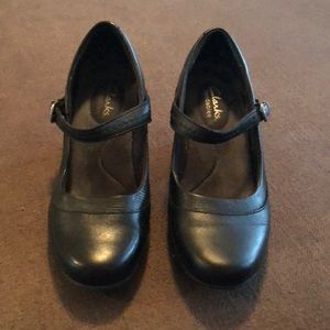 Clarks Bendable Mary Jane Pumps.  Gently worn.